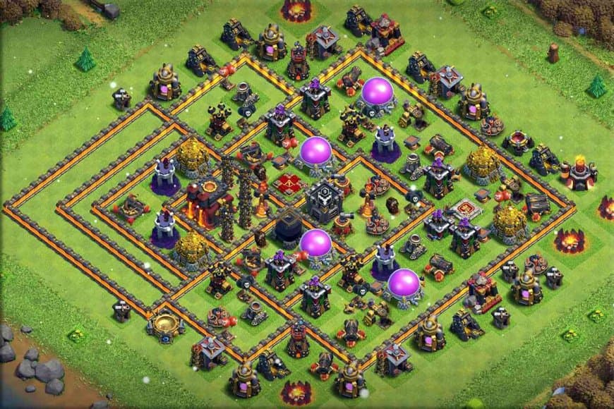 TH10 Hybrid Base – Versatile Defense & Loot Protection